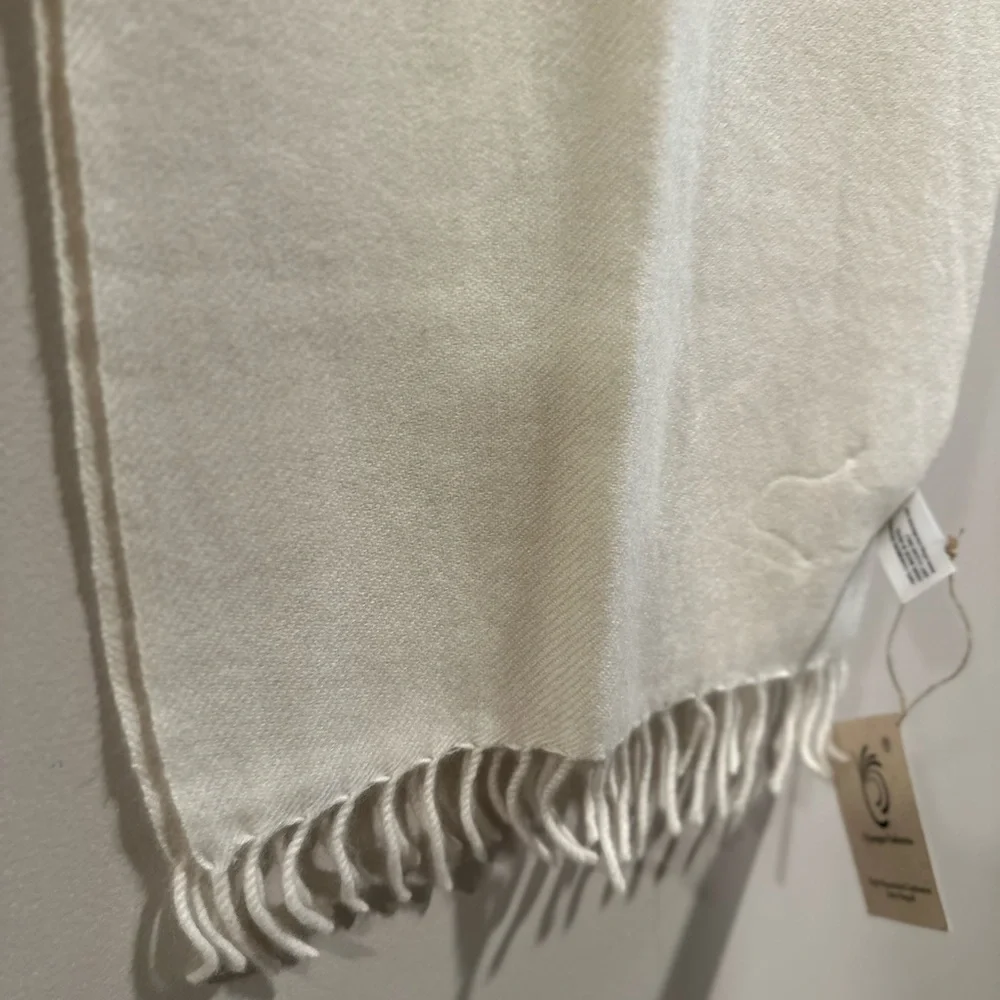 100% Pure 4-Ply Chyangra Pashmina Cashmere Scarf Handmade Nepal COA NWT - SAND